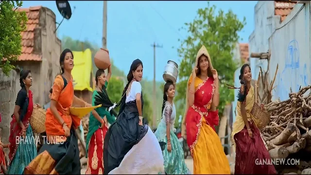 Strange Darling (2024) Hollywood Hindi Dubbed Screenshot 3